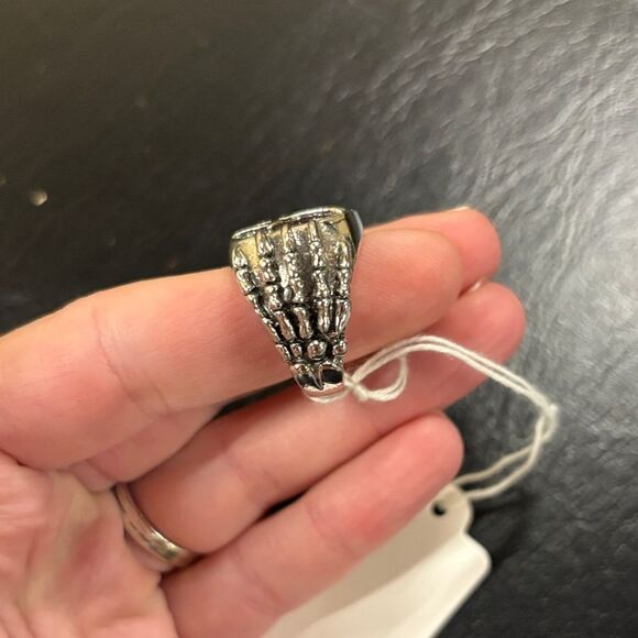 Silver Pentagram Ring with skeleton 💀 hands - Picture 10 of 11